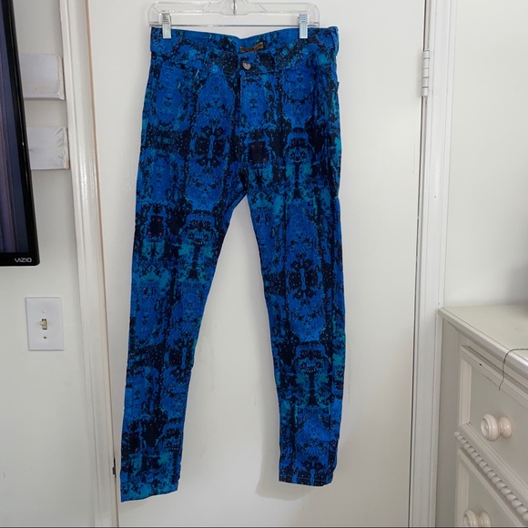 Blue Patterned Romeo & Juliet Couture Jeans - Picture 4 of 8